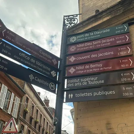 Capitole - T2 Au Coeur De La Rose 툴루즈